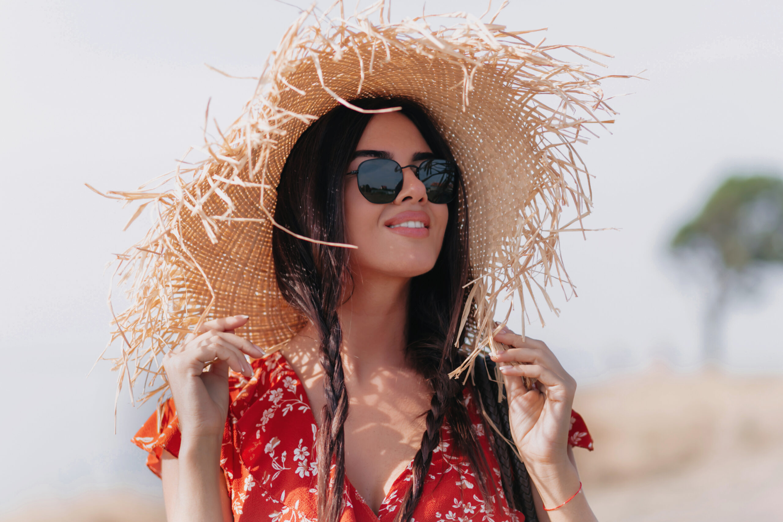 Summer Hair Care Tips by Dermatologists in Bangalore – Frizz-Free & Healthy Hair!